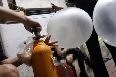 Chính phủ đề xuất cấm kinh doanh bóng cười