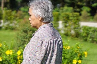 Tưởng cho con càng nhiều càng hạnh phúc, cụ bà nhận bài học đắt giá ở tuổi già