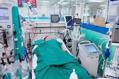 Thanh niên 24 tuổi đang khỏe mạnh bất ngờ ngừng tuần hoàn, nhiều lần cận kề cửa tử