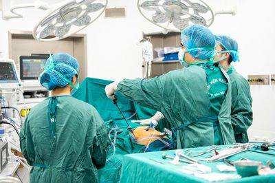 Bạch Mai cơ sở Ninh Bình: Đưa đại phẫu tuyến cuối về vùng 'cố đô'