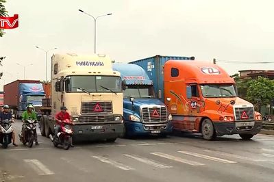 Đề xuất loạt giải pháp tháo gỡ tình trạng thiếu lái xe hạng CE và D