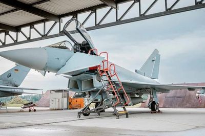Tiêm kích Eurofighter Tranche 4 'cách mạng hóa' cất cánh lần đầu tiên