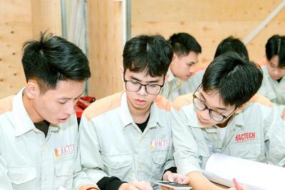 Tháo gỡ những nút thắt của hệ thống giáo dục nghề nghiệp
