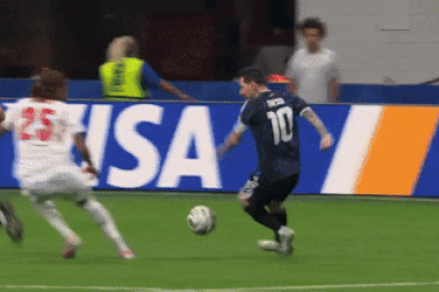 Messi khiến tuyển Anh ngỡ ngàng với màn solo đỉnh cao