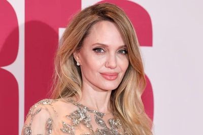 'Chương mới' của Angelina Jolie