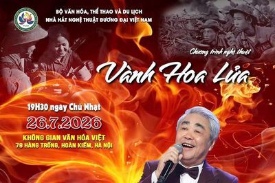 Đêm nhạc 'Vành hoa lửa' thắp sáng truyền thống 'Uống nước nhớ nguồn'