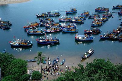 Đến Quảng Ngãi, ghé chợ nổi lúc tinh mơ