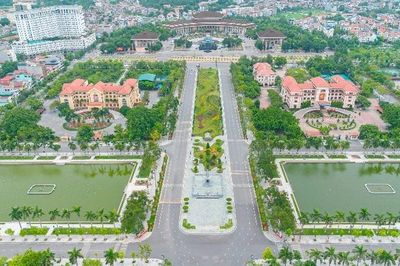 Bước chuyển từ mô hình chính quyền nông thôn sang chính quyền đô thị
