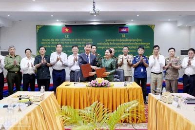 Quy tập 18 hài cốt liệt sĩ hy sinh tại tỉnh Kampot, Vương quốc Campuchia