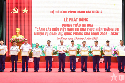 Bộ tư lệnh Vùng Cảnh sát biển 4 phát động thi đua thực hiện thắng lợi nhiệm vụ quân sự, quốc phòng