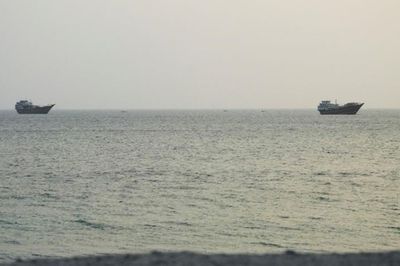 Ông Trump đổi hướng ở Hormuz, xung đột Mỹ - Iran vẫn leo thang