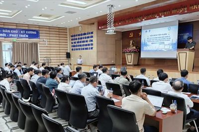TPHCM tập huấn sử dụng ứng dụng đăng ký vỉa hè, lòng đường