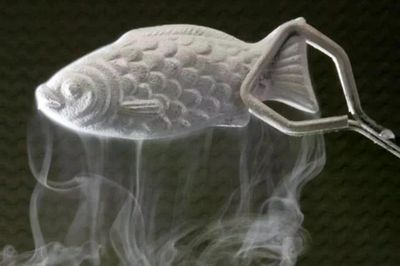 Điều gì xảy ra khi thủy ngân trở thành một khối kim loại cứng?