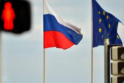Gói trừng phạt thứ 21 nhằm vào Nga: EU thỏa hiệp vào phút chót mức trần dầu mỏ, vẫn chưa thể hoàn tất thỏa thuận chung