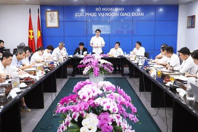 Thứ trưởng Ngoại giao Lê Anh Tuấn biểu dương kết quả toàn diện của Cục Phục vụ Ngoại giao đoàn