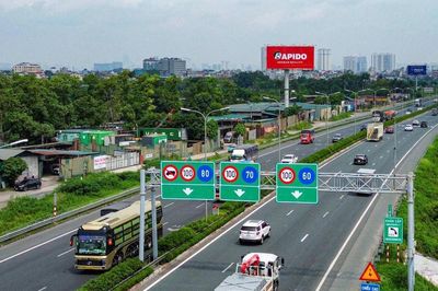 Tăng cường 'lá chắn' an toàn trên cao tốc nhờ thiết bị cảnh báo nguy hiểm