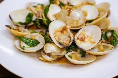 4 nhóm người nên tích cực ăn ngao