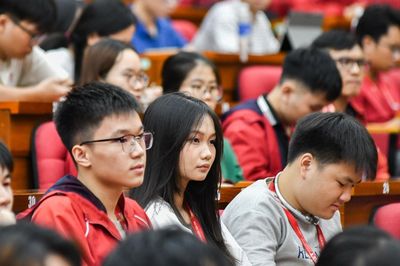 Học trường đại học nào ở Hà Nội sẽ được hỗ trợ 3,7-5,5 triệu đồng/tháng?