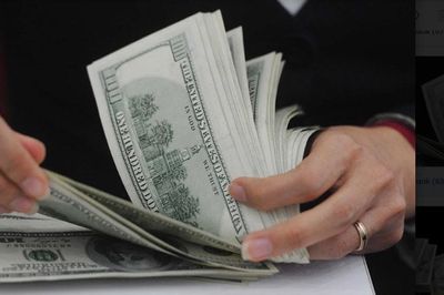 Chứng khoán đảo chiều sau khi xuống mức thấp nhất 3 tháng, PNJ lập đáy mới