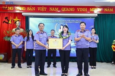 Trao giải Cuộc thi 'Kỹ năng soạn thảo kháng nghị trong công tác thực hành quyền công tố và kiểm sát hoạt động tư pháp'