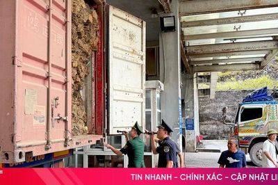 Cửa khẩu quốc tế Cầu Treo sôi động, tạo động lực thu ngân sách