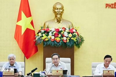 Ủy ban Thường vụ Quốc hội cho ý kiến về các dự án luật