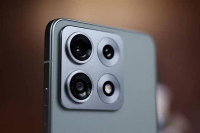 Smartphone 'nồi đồng cối đá', cấu hình ấn tượng, giá 15 triệu đồng