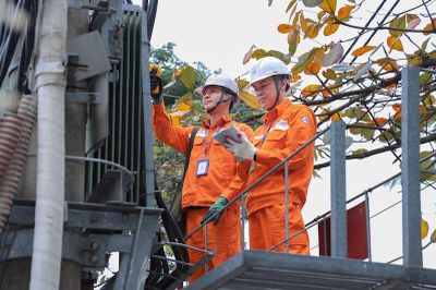 Hạ ngầm lưới điện hướng tới hoàn thiện diện mạo phường kiểu mẫu