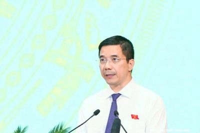 Thảo luận tại Kỳ họp thứ tư, HĐND tỉnh khóa XIX: Thẳng thắn và trách nhiệm