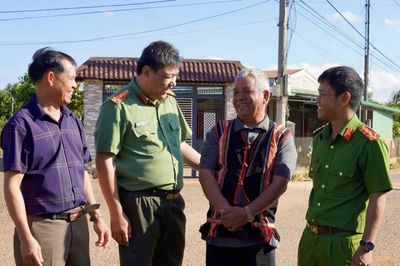 Kỳ 2: Giữ vững trận địa tư tưởng từ cơ sở