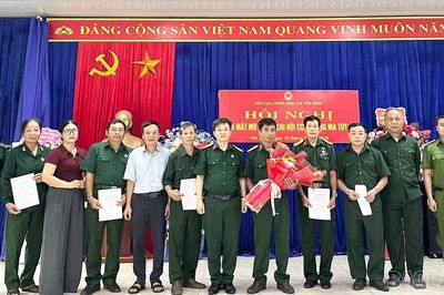 Yên Bình ra mắt mô hình 'Chi hội cựu chiến binh không ma túy' tại thôn Làng Đát