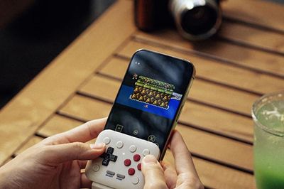 8BitDo FlipPad: Tay cầm chơi game nắp gập USB-C cho smartphone chính thức ra mắt
