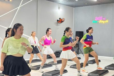 Theo nhịp nhạc, chinh phục Step