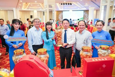 'Bảo tồn chim yến gắn với phát triển bền vững thương hiệu Yến sào Khánh Hòa'