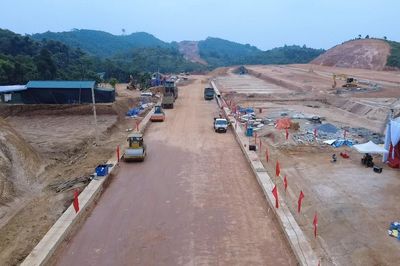 Lào Cai: Gỡ vướng mặt bằng, tạo cơ chế đón nhà đầu tư vào Cụm công nghiệp Phú Thịnh