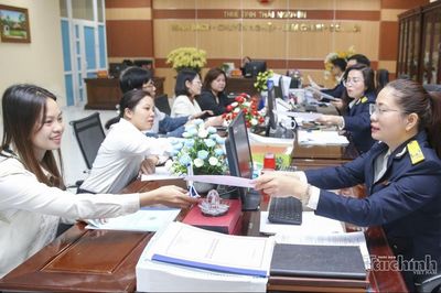 Người nộp thuế có trách nhiệm gì trong khai và nộp hồ sơ thuế?