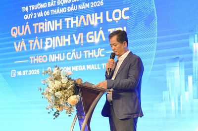 Dòng tiền đổi hướng, thị trường bất động sản tái định vị