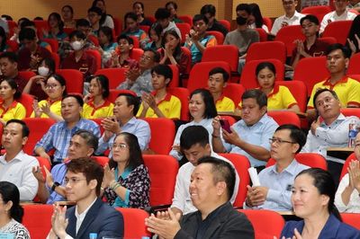 Vĩnh Long ứng dụng AI, nâng cao chất lượng công việc cho khối chính quyền