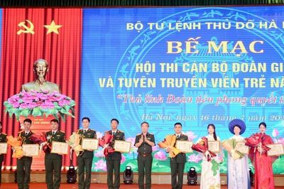 Thủ lĩnh Đoàn tiên phong quyết thắng