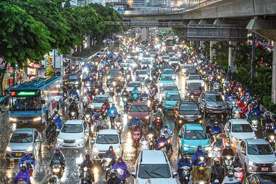 Dự báo thời tiết 16/7: Miền Bắc nhiều nơi mưa lớn, đề phòng dông lốc, ngập úng