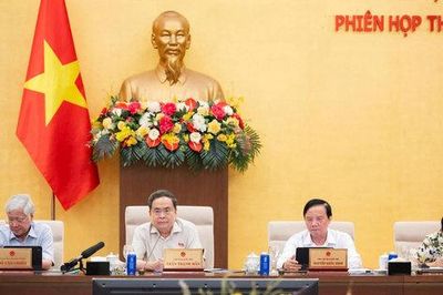 Đề xuất sửa 10 luật: Giảm thời gian thực hiện, phân quyền 21 thủ tục cho địa phương