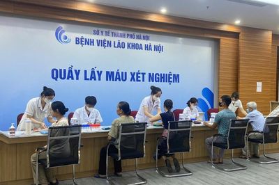 'Được khám sức khỏe miễn phí là điều người dân chúng tôi rất mong chờ'