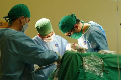 Người phụ nữ 46 tuổi hôn mê sâu sau cơn đau đầu dữ dội: Cảnh báo dấu hiệu xuất huyết não không nên bỏ qua