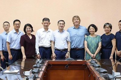 Thứ trưởng Trần Văn Thuấn tiếp Giám đốc vận hành Tổ chức Operation Smile toàn cầu