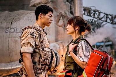Liệu Song Hye Kyo - Song Joong Ki có thể vì Hậu Duệ Mặt Trời mà làm điều này?