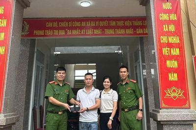 Người đàn ông ở Bản Dao và chiếc ví không phải của mình