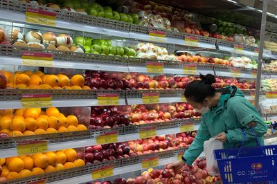 Người Việt Nam chi hàng chục triệu USD mỗi năm ăn táo Mỹ