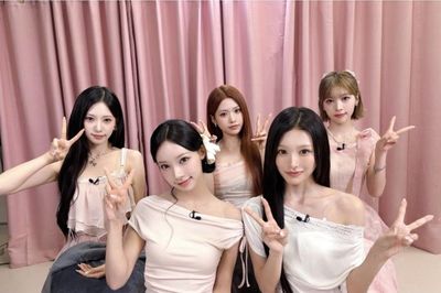 5 cô gái vô danh trở thành hiện tượng