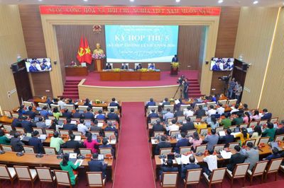 HĐND Quảng Ngãi khai mạc kỳ họp giữa năm, tạo động lực phát triển giai đoạn mới