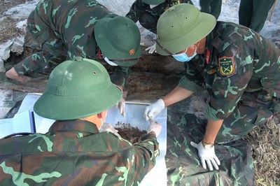 Quy tập được một hài cốt liệt sĩ ở khu vực ga Hương Thủy